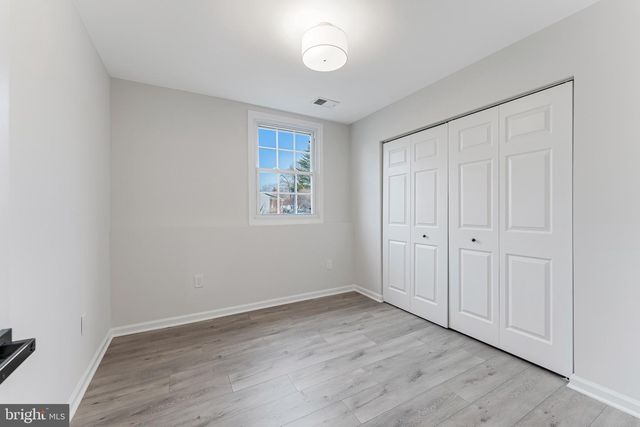 1540 POWELLS TAVERN PL, Herndon, VA 20170