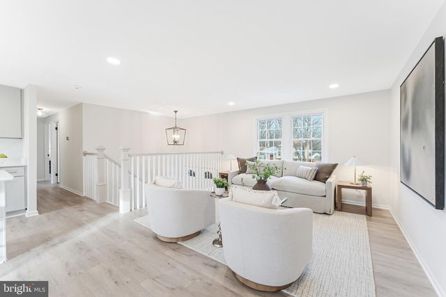 1540 POWELLS TAVERN PL, Herndon, VA 20170