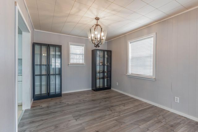 1310 Brazos Street, Hempstead, TX 77445