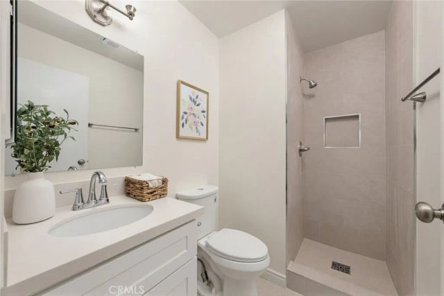 9626 Longden Avenue A, Temple City, CA 91780