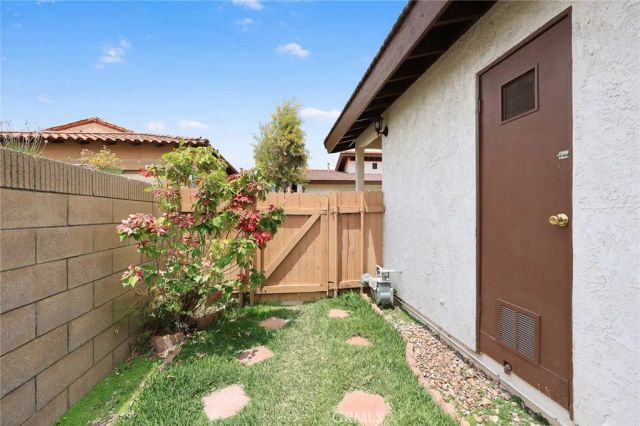 9626 Longden Avenue A, Temple City, CA 91780