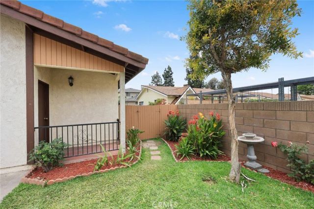 9626 Longden Avenue A, Temple City, CA 91780