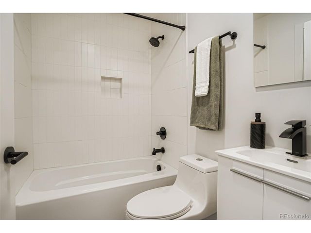 3829 Osage St, Denver, CO 80211