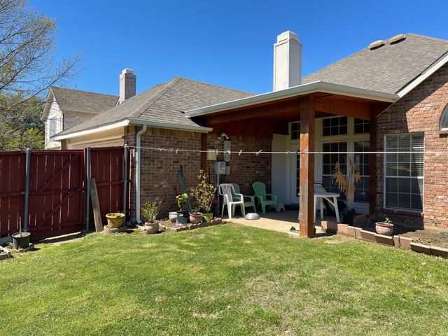 1520 Mission Ridge Trail, Carrollton, TX 75007