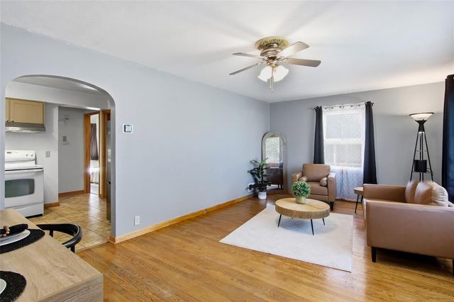 1043 Vine Street, Eau Claire, WI 54703