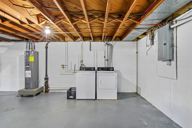 1043 Vine Street, Eau Claire, WI 54703