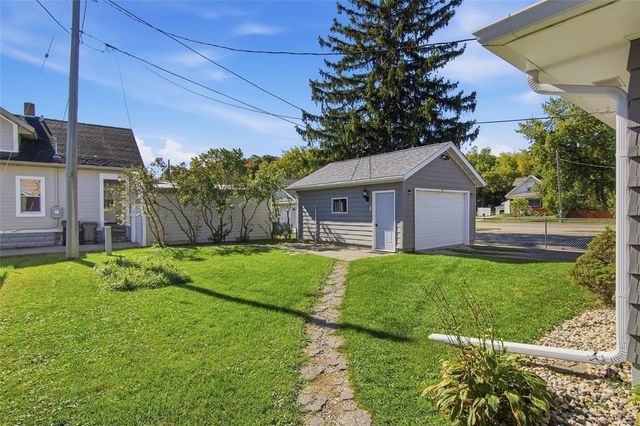 1043 Vine Street, Eau Claire, WI 54703