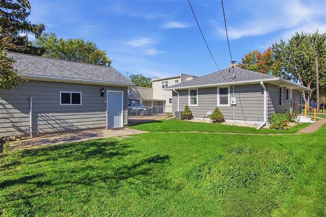 1043 Vine Street, Eau Claire, WI 54703