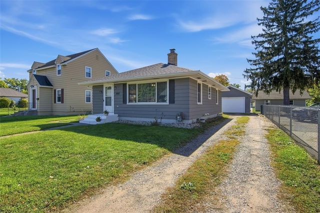 1043 Vine Street, Eau Claire, WI 54703