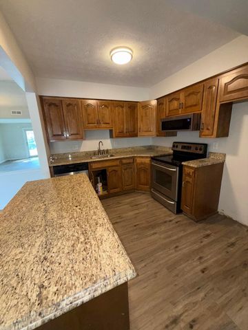 1440 Slade Avenue, 202, Columbus, OH 43235