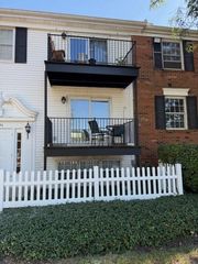 1440 Slade Avenue, 202, Columbus, OH 43235