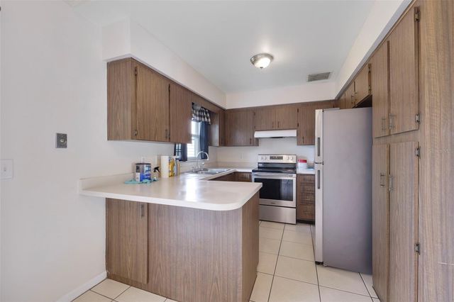 1530 RAVANA DRIVE, Orlando, FL 32822