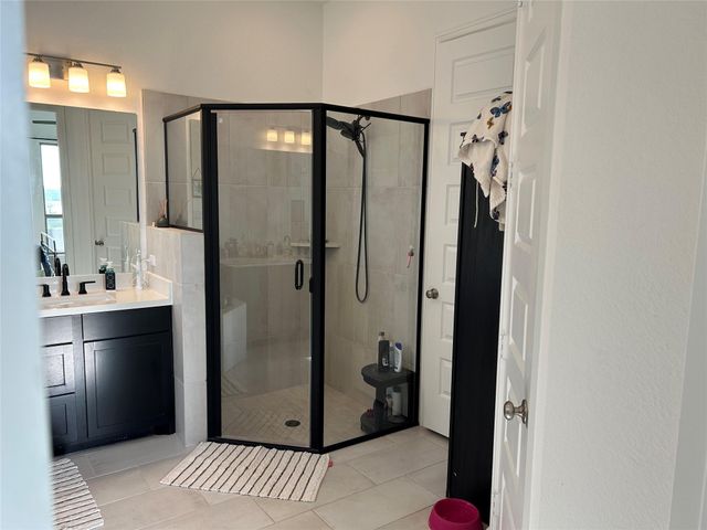 145 Cyrus Milton Dr, Buda, TX 78610