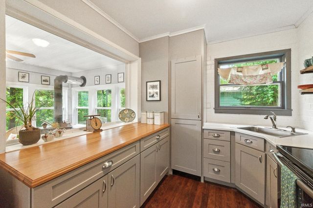 8030 S 475 W, Winamac, IN 46996