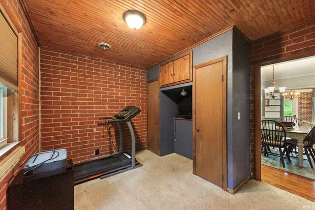 8030 S 475 W, Winamac, IN 46996