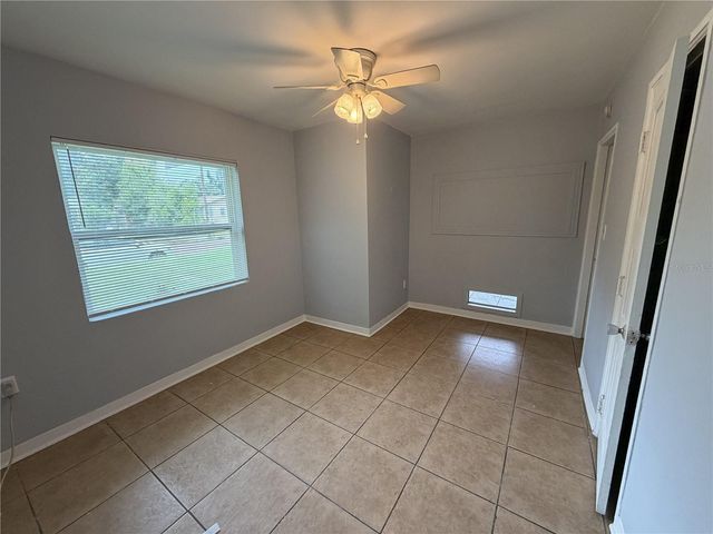 370 3RD STREET NW, Largo, FL 33770