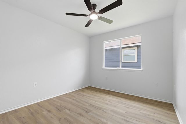 12720 La Paz LN, Del Valle, TX 78617