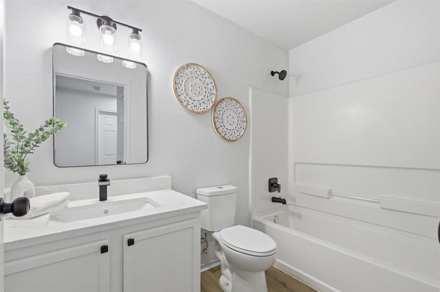 12720 La Paz LN, Del Valle, TX 78617