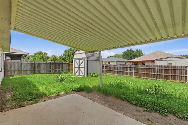 12720 La Paz LN, Del Valle, TX 78617