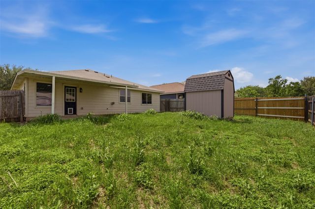 12720 La Paz LN, Del Valle, TX 78617