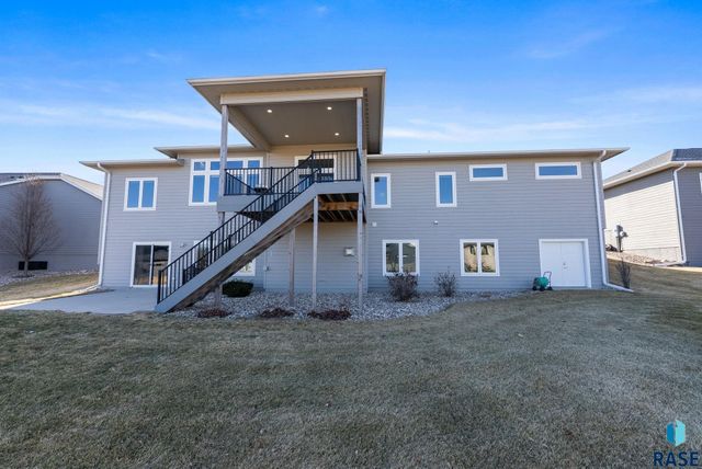 7408 E Donnelly Dr Drive, Sioux Falls, SD 57110