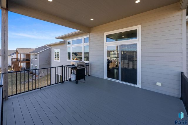 7408 E Donnelly Dr Drive, Sioux Falls, SD 57110