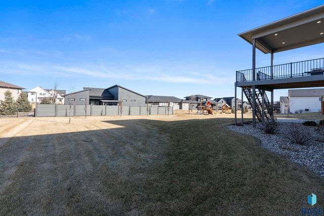 7408 E Donnelly Dr Drive, Sioux Falls, SD 57110