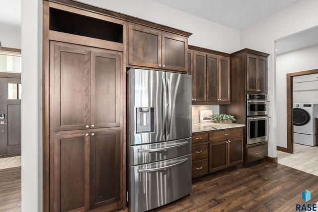 7408 E Donnelly Dr Drive, Sioux Falls, SD 57110