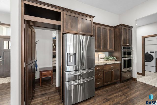 7408 E Donnelly Dr Drive, Sioux Falls, SD 57110