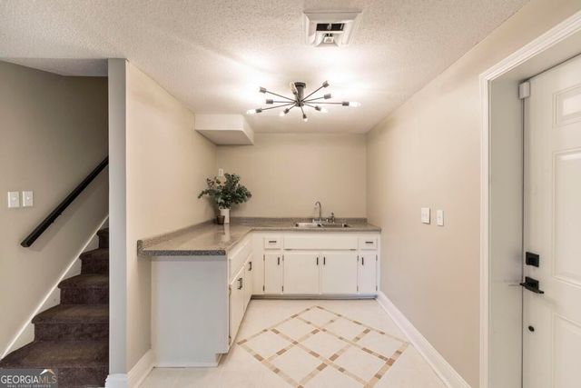1820 Kirkwood Drive, Macon, GA 31211