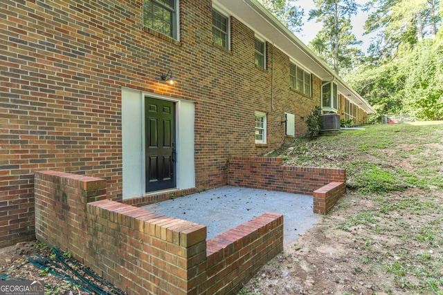 1820 Kirkwood Drive, Macon, GA 31211