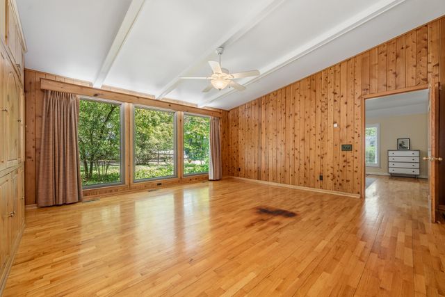 2015 Grand Avenue, Kalamazoo, MI 49006
