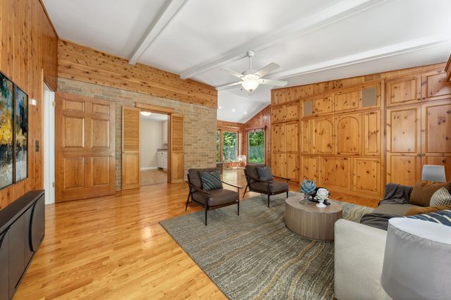 2015 Grand Avenue, Kalamazoo, MI 49006