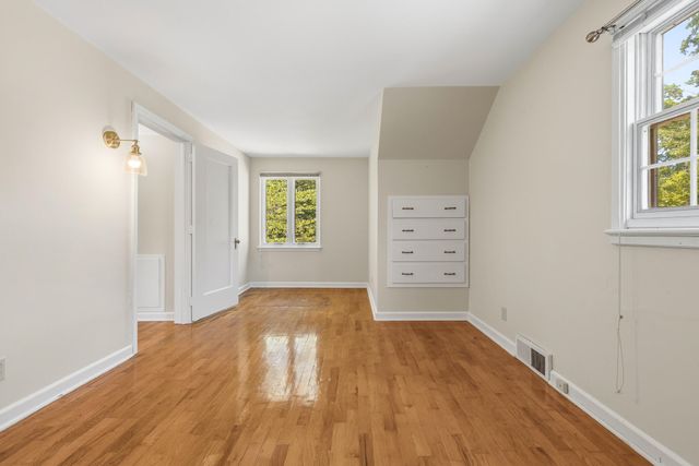 2015 Grand Avenue, Kalamazoo, MI 49006