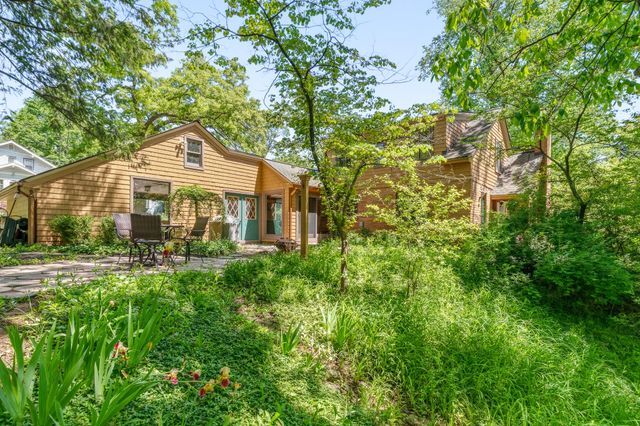 2015 Grand Avenue, Kalamazoo, MI 49006