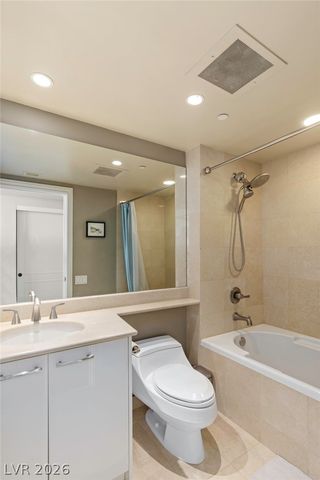 2877 Paradise Road 901, Las Vegas, NV 89109
