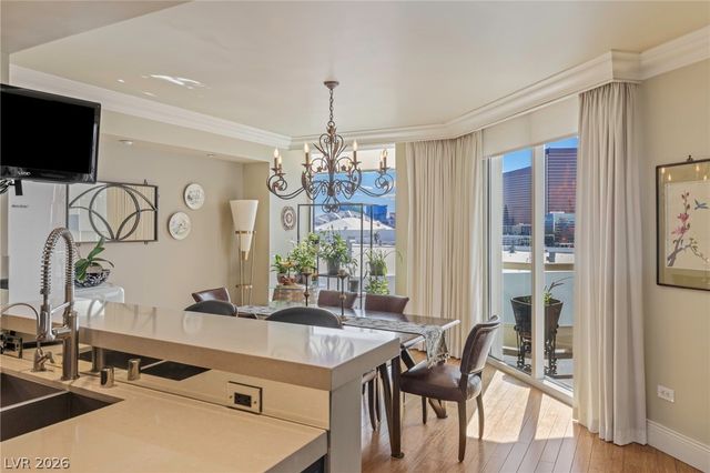 2877 Paradise Road 901, Las Vegas, NV 89109