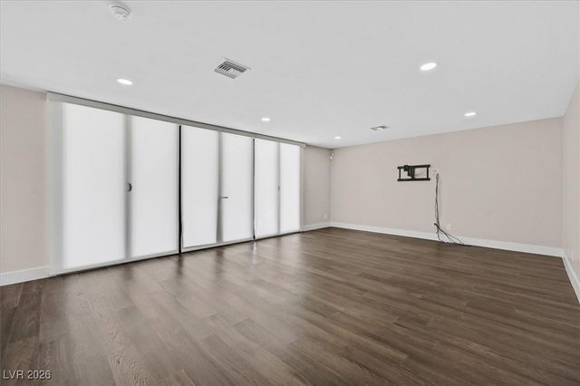 7770 Edna Avenue, Las Vegas, NV 89117