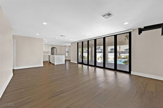 7770 Edna Avenue, Las Vegas, NV 89117