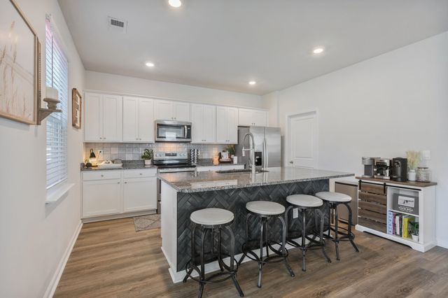 1070 Sennema Circle, Myrtle Beach, SC 29588
