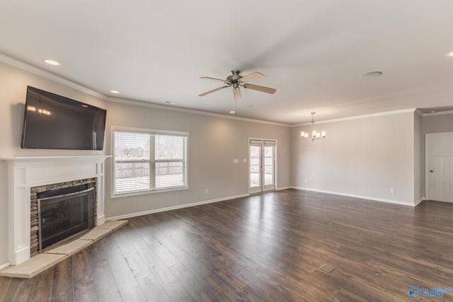 2436 Hobbstone Circle SW, Huntsville, AL 35803