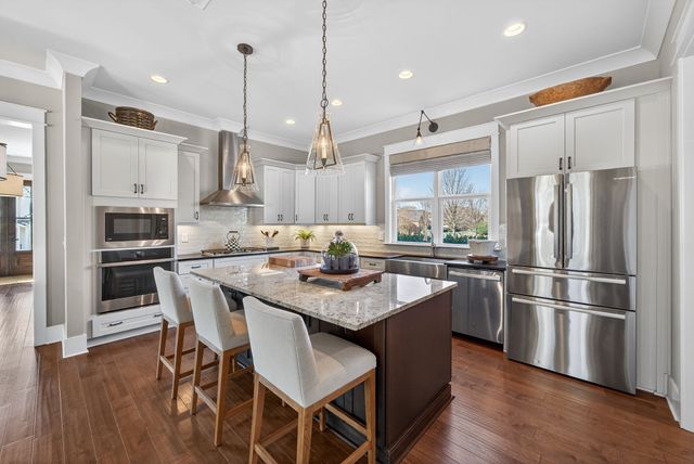 998 Spruce Ridge Ln, Spring Hill, TN 37174