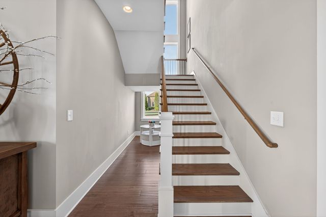 998 Spruce Ridge Ln, Spring Hill, TN 37174