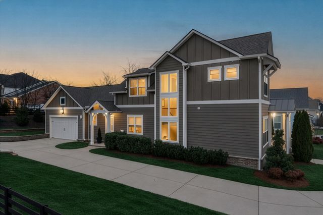 998 Spruce Ridge Ln, Spring Hill, TN 37174