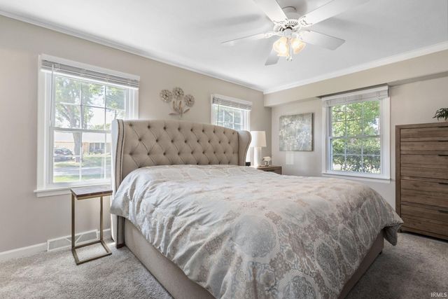 1532 Ash West Drive, Elkhart, IN 46514