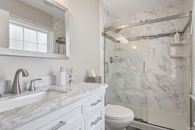 1532 Ash West Drive, Elkhart, IN 46514