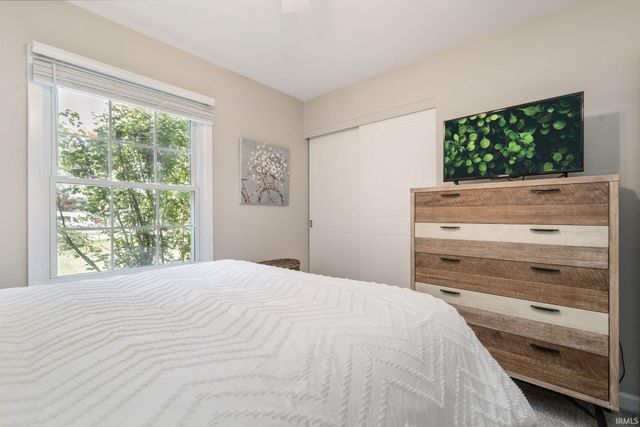 1532 Ash West Drive, Elkhart, IN 46514