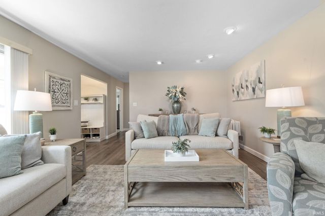 1532 Ash West Drive, Elkhart, IN 46514