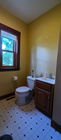 370R Grove, Boston, MA 02132