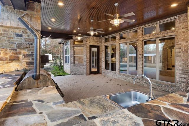 11378 State Highway 110 N, Tyler, TX 75704